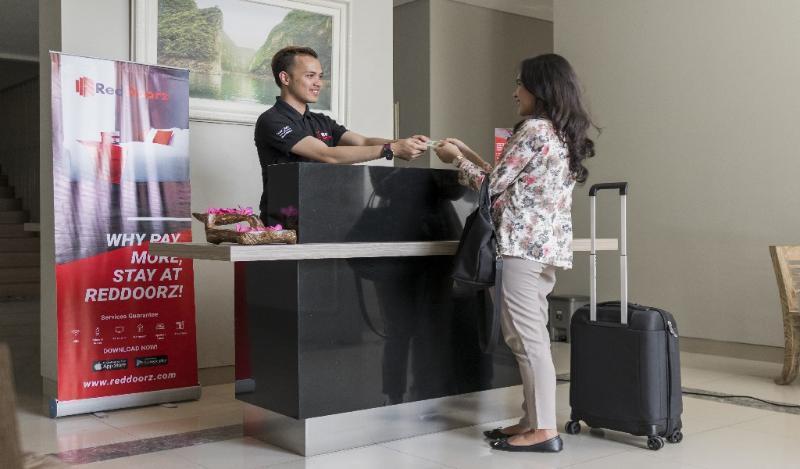 Reddoorz Apartment @ Gateway Pasteur Bandung Luaran gambar